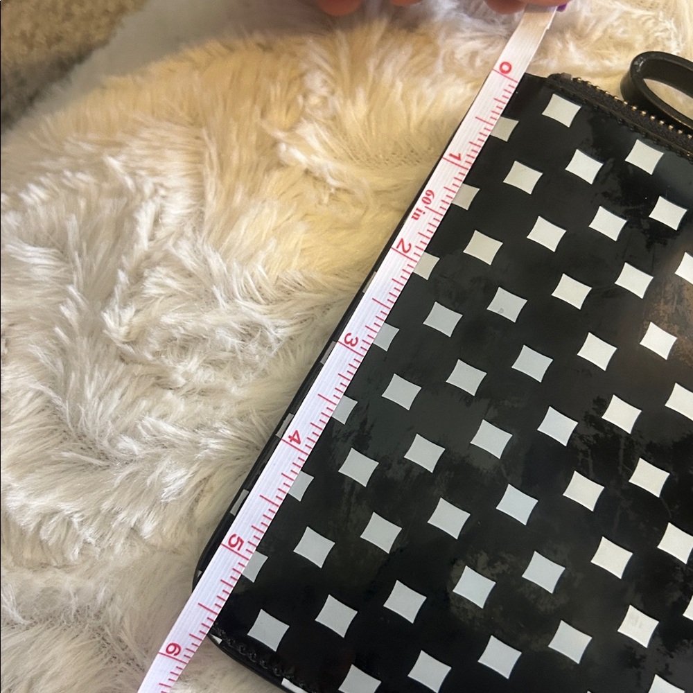 Marc by Marc Jacobs “The Queen’s Gambit” Checkered Patent Pouch - Picture 7 of 8
